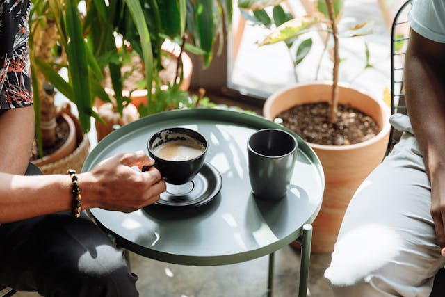 two-people-coffee