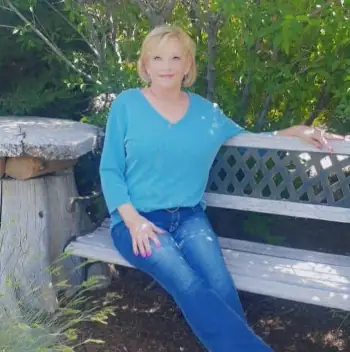 Picture of Debbie Marshall